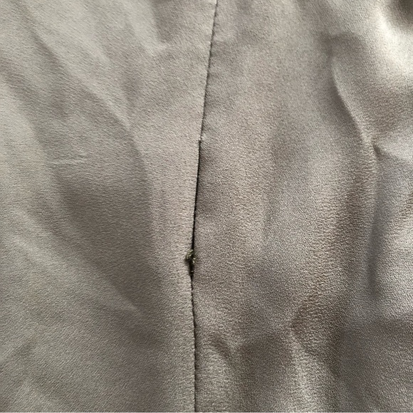 Express Green Keyhole Halter Top - Picture 7 of 9